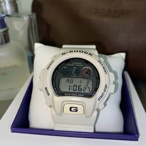 White G-Shock DW-6900FS 1289 Watch